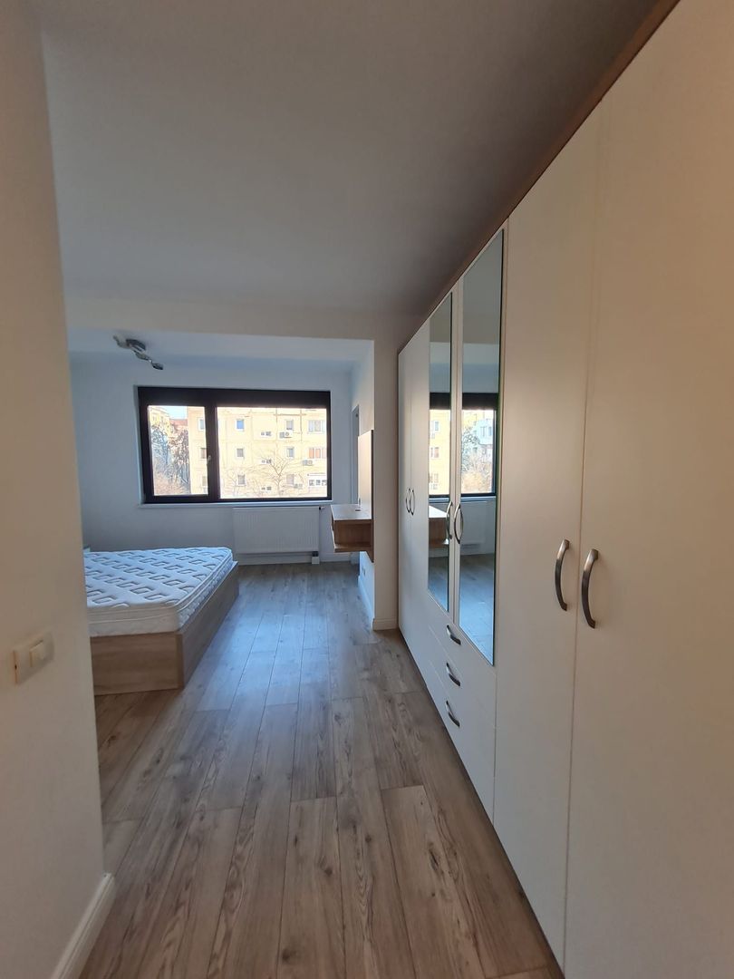 Apartament generos 4 camere zona Elisabetin - Poză 7