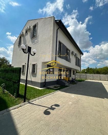 2 vile in Duplex - 10 camere Otopeni central business opportunity - Poză 1