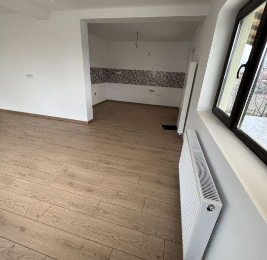 Casa 4 camere, noua, 2024, 500 mp teren, Brebu, Prahova - Poză 8