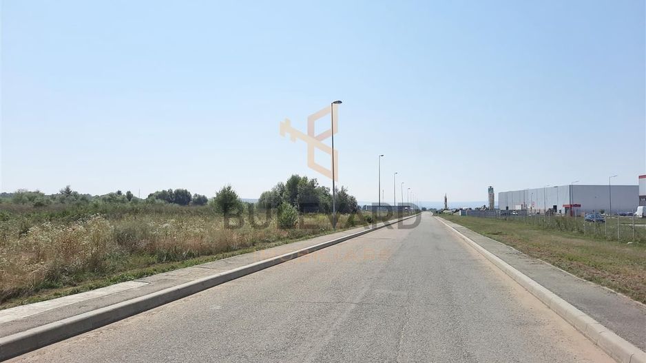 Teren industrial autorizat pentru hala - Poză 3