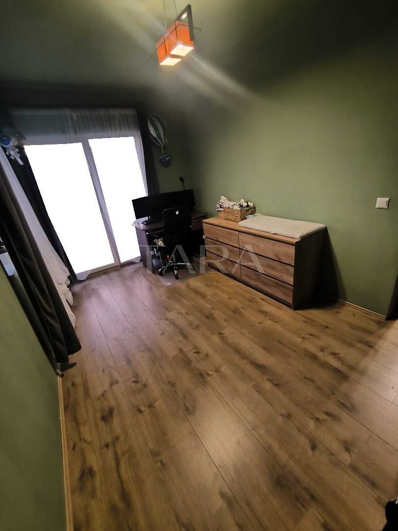 3 camere spațioase cu parcare, într-o zonă liniștită din Florești. - Poză 6