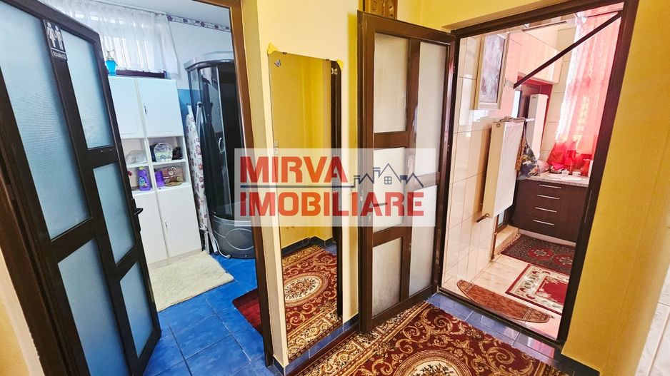 🏡 Casă spațioasă cu 9 camere în Strejnicu – pentru locuință, birouri - Poză 83