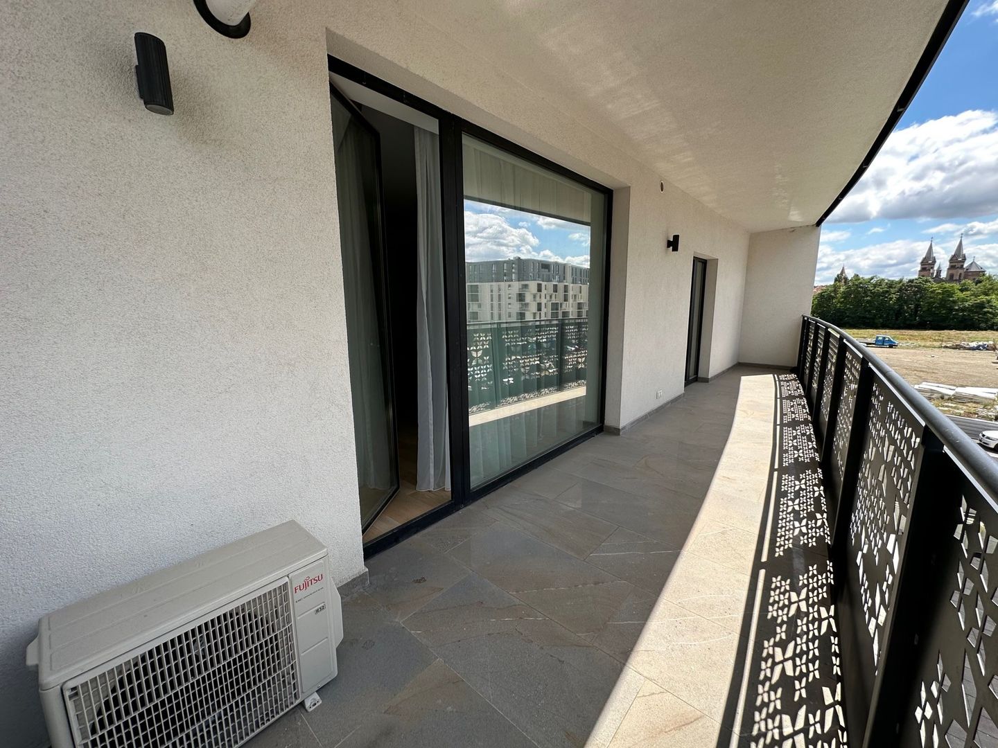 Apartament bloc nou 3 camere - parcare subterana - Poză 10