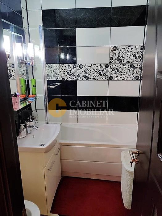 Apartament 2 camere decomandat, etaj intermediar , zona Mircea Cel Batran - Poză 5