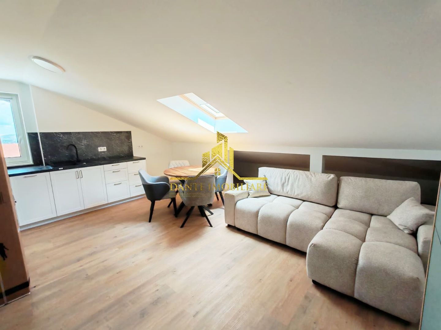 2 camere, TOTUL NOU, mobilat modern, bloc nou, parcare, Europa - Poză 1