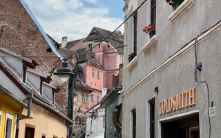 Imobil monument istoric de vânzare ,Strada Târgului, Sibiu - Poză 2