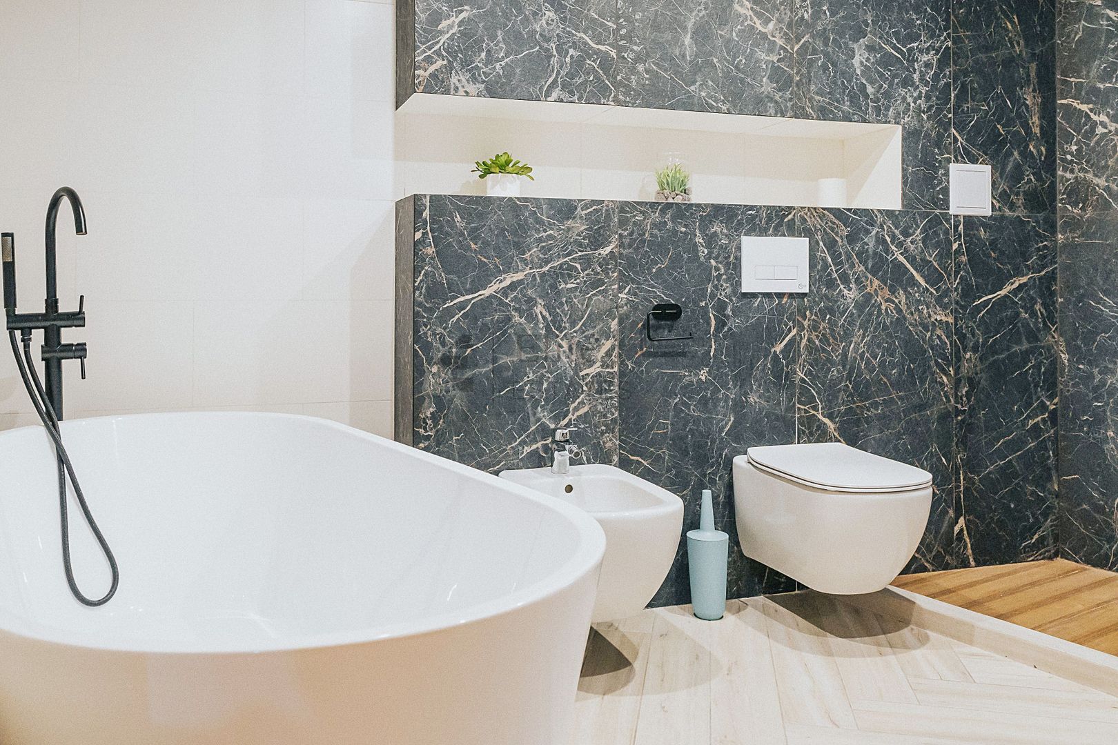 Apartament nou de vanzare cu 3 camere ultracentral Oradea - Poză 12