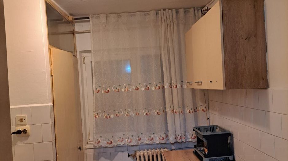 Proprietar, vand apartament 2 camere - Poză 3
