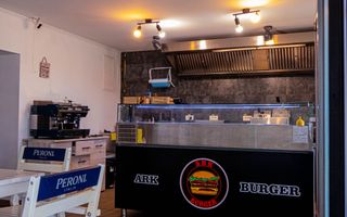 COMISION 0% | Burgerie complet echipată de vânzare – Șag - Poză 3