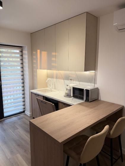 De inchiriat apartament 2 camere nou, central, Universitate, 600 Euro - Poză 2