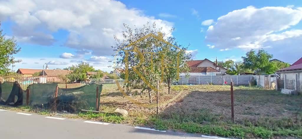 Pozitie excelenta, teren de vanzare in Becicherecu Mic, utilitati la poarta - Poză 11