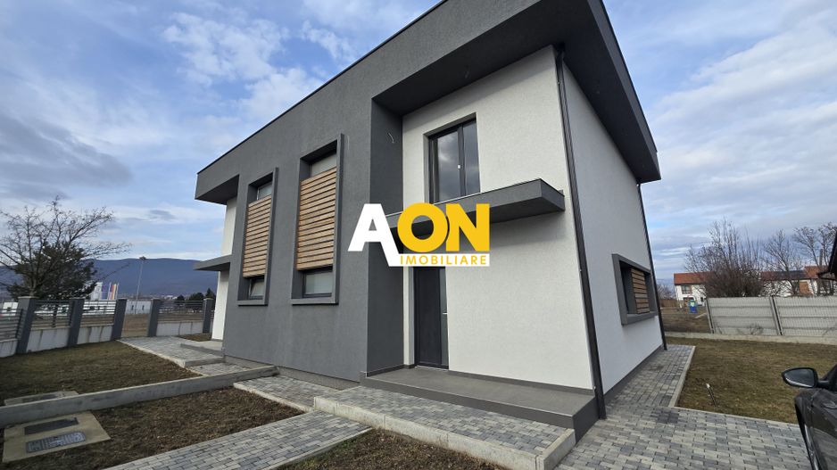 1/2 Duplex 4 Camere, Zona Alba Micesti - Poză 1