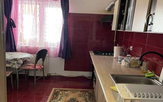 Apartament de 2 camere de vânzare în Florești, zona Eroilor. - Poză 2