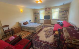 CASĂ 6 CAMERE TEREN 456 MP CENTRU CANPULUNG - Poză 10