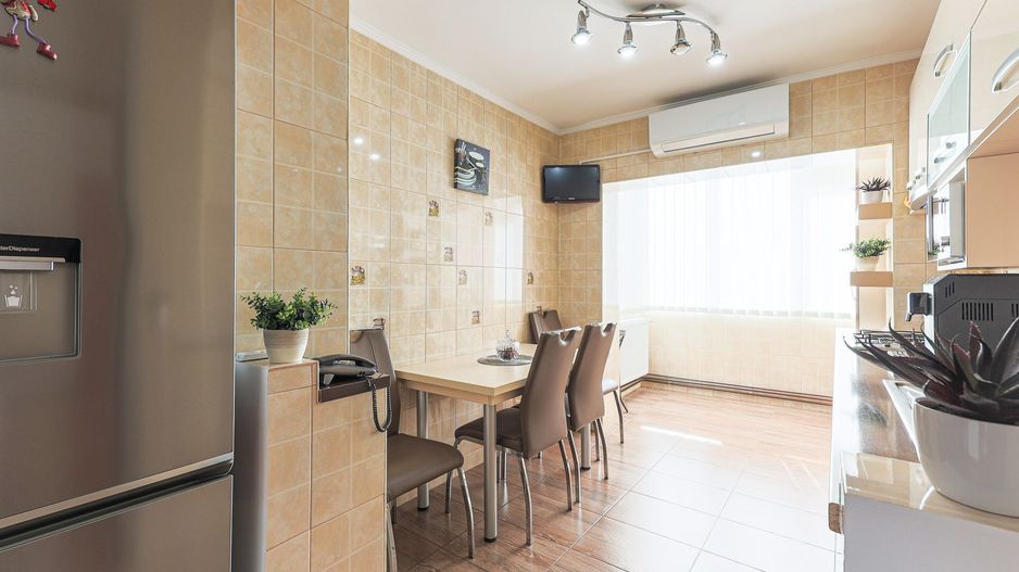Rezervat De vânzare apartament spațios cu 2 camere decomandat etaj 3 - Poză 4