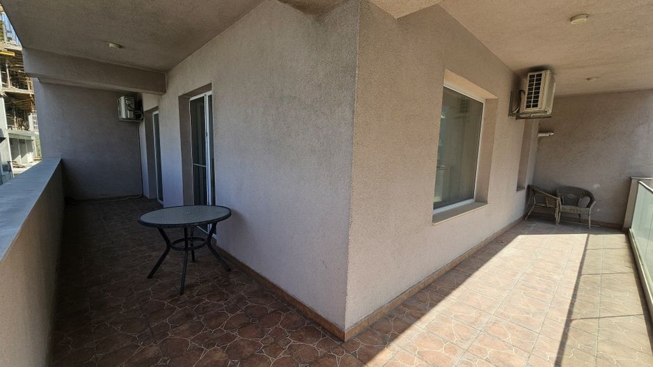 De vânzare – Apartament cu 2 camere la malul mării, gata de mutare - Poză 9