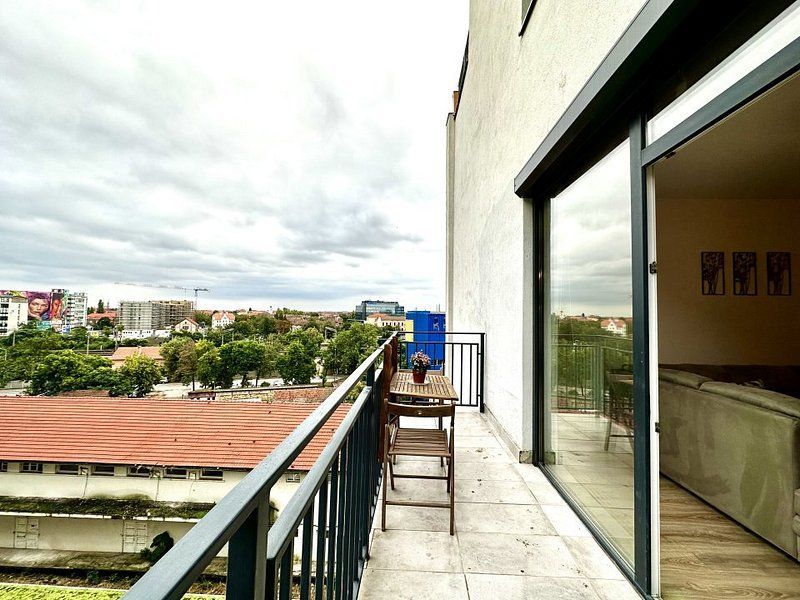 Un apartament cu 3 camere + loc parcare, primitor și modern, în zona Centrală - Poză 15