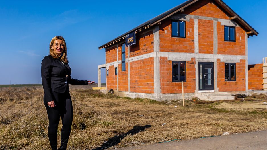 Casă spațioasă în cartier rezidențial în expansiune – Tisa Nouă, Arad - Poză 1