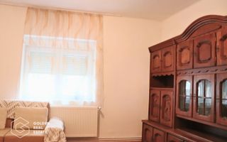 Casa in centrul localitatii Galsa - LINISTE LA TINE ACASA - COMISION ZERO - Poză 5