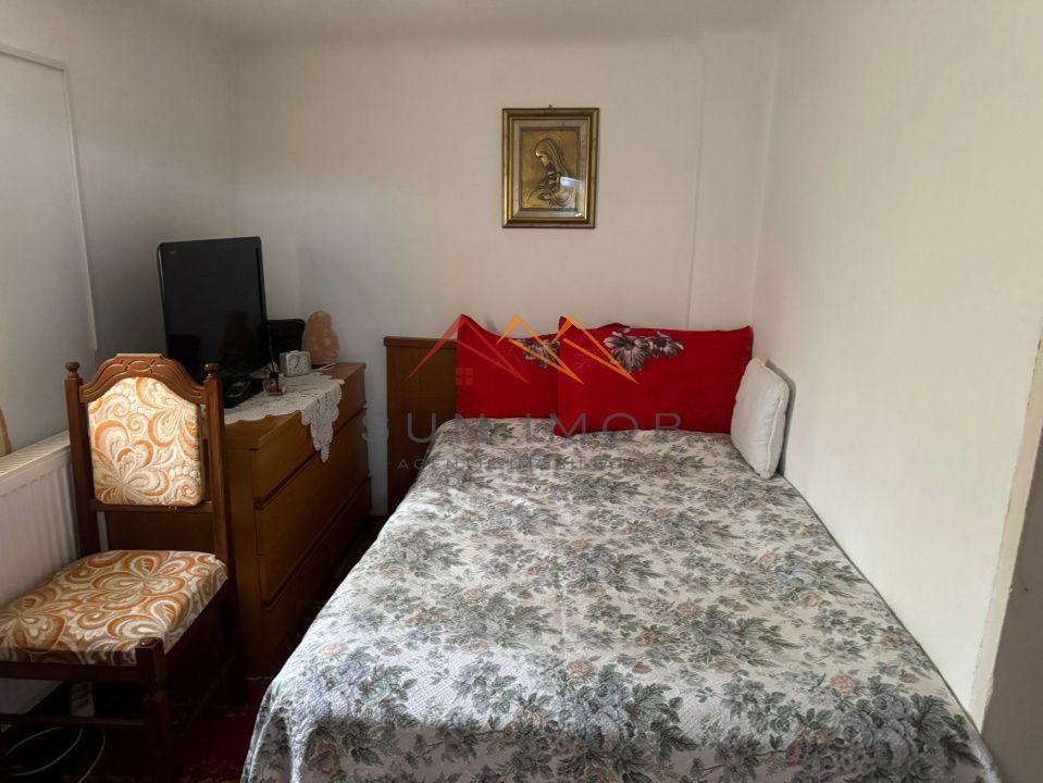 Casa solida 5 camere, teren 736mp, toate utilitatile, CT - Poză 8