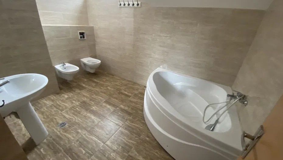 Vila Balotesti | Vedere Lac - Poză 2