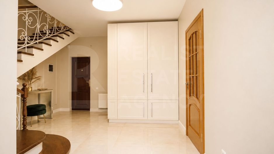 Vânzare penthouse 3 camere, bd. Decebal, Colonița. - Poză 9