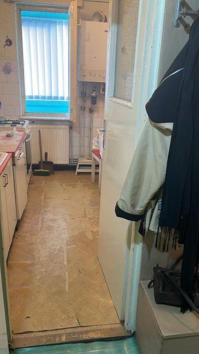 Ap 2 cam decomandat Torontalului centrala termica - Poză 2