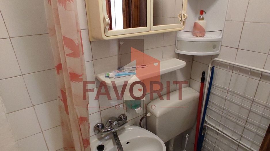 garsoniera | etaj intermediar | mobilat si utilat | zona excelenta | - Poză 7