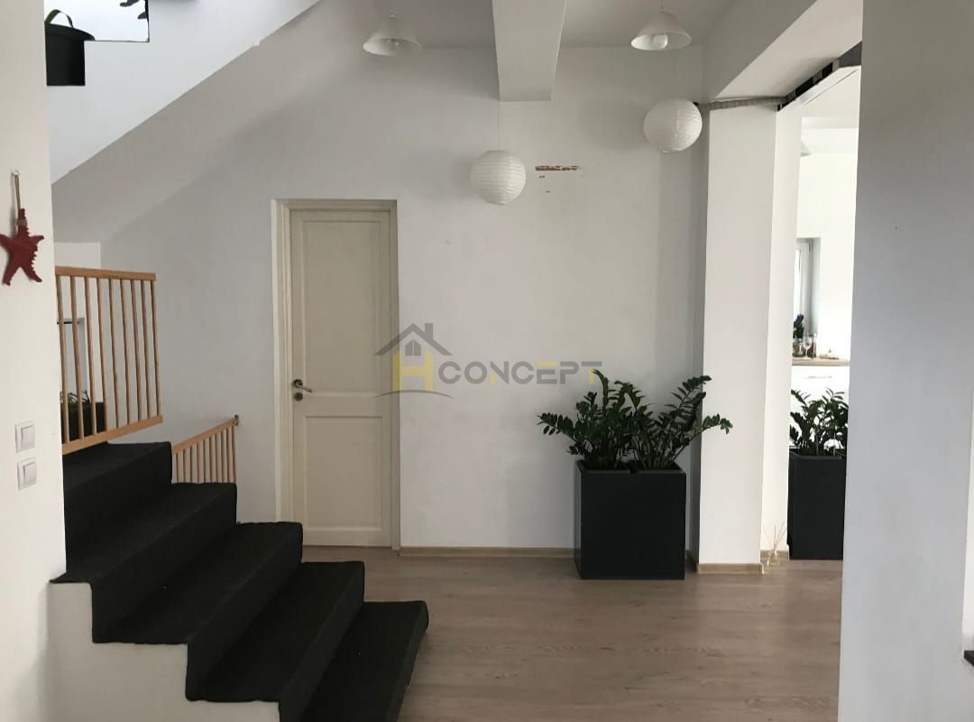 Casa individuala P+1 metrou 7 minute pet friendly - Poză 1