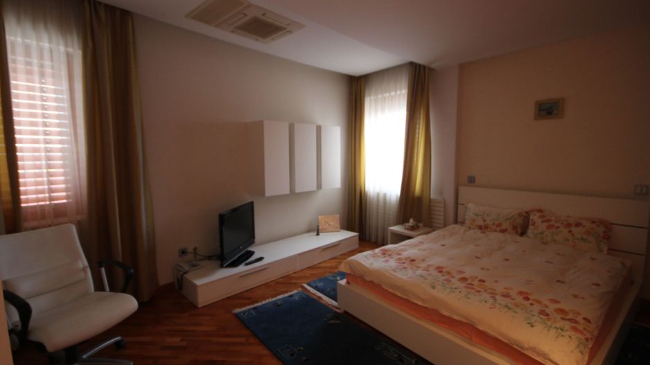 Casa pretabila birouri, camin de batrani - Poză 46