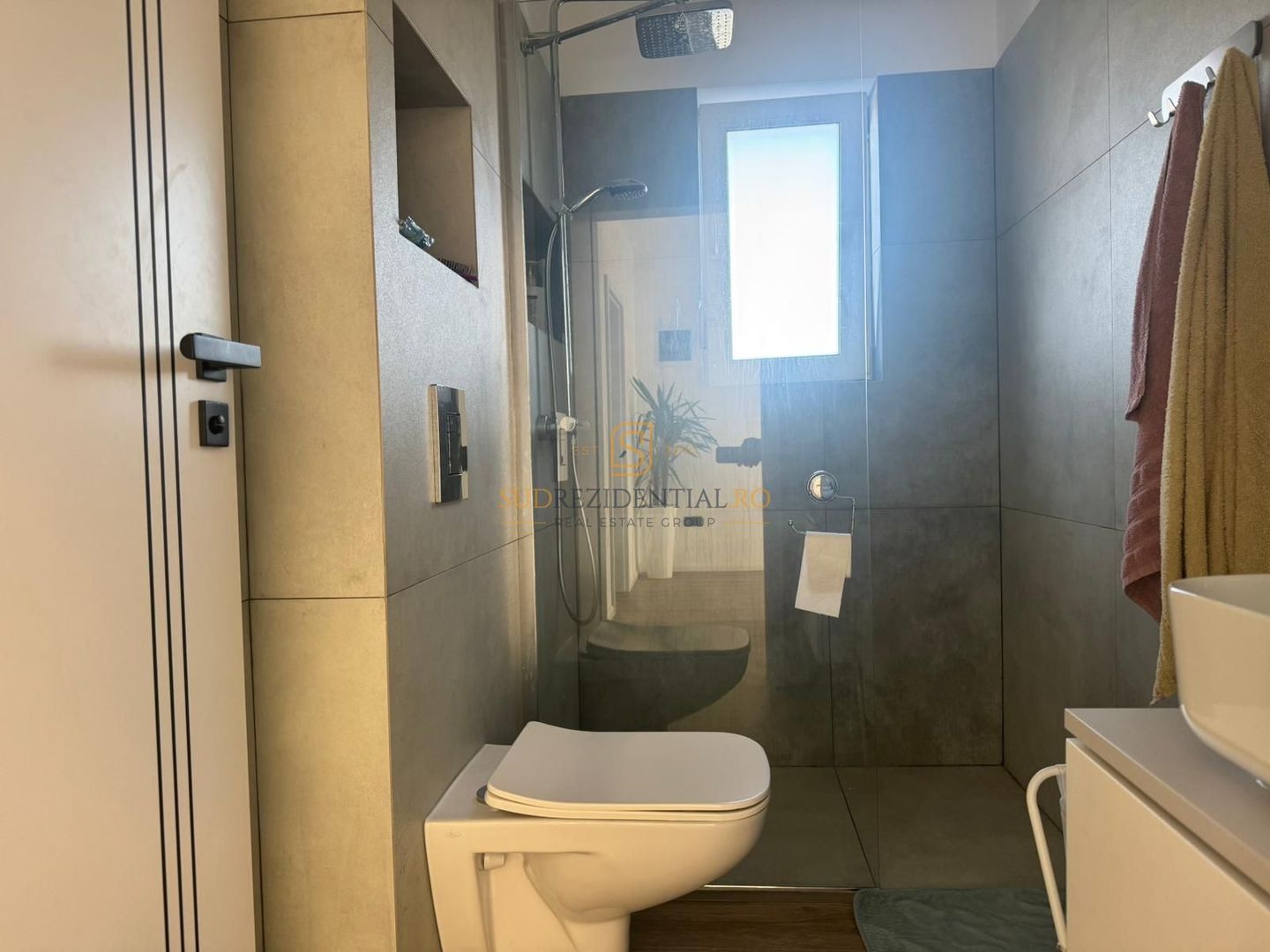 Casa individuala cu 5 camere, complet mobilata si utilata, Com Berceni - Poză 24