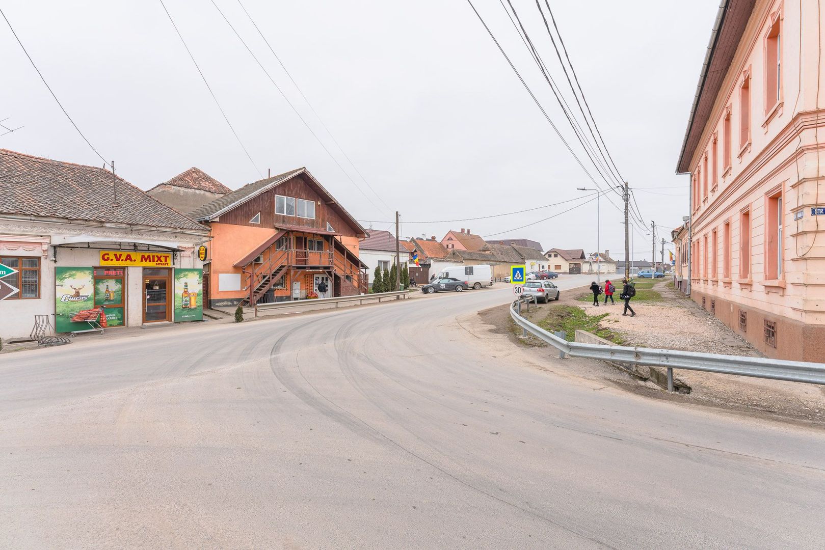 Casa transformată în spațiu comercial - Oportunitate de investitie! - Poză 3