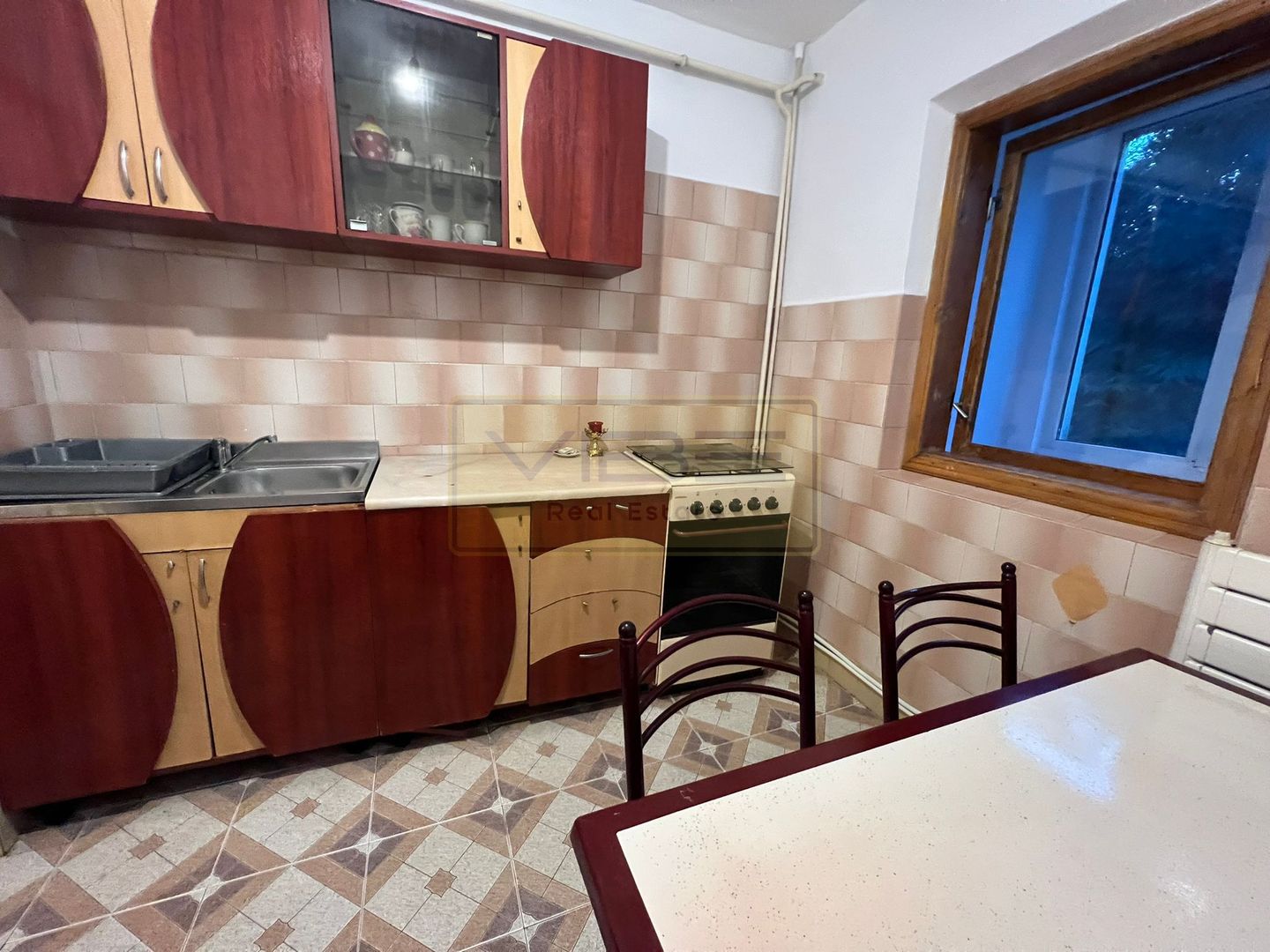 Apartament 2 camere decomandat Nicolina - 15 min Palas Mall - Poză 4