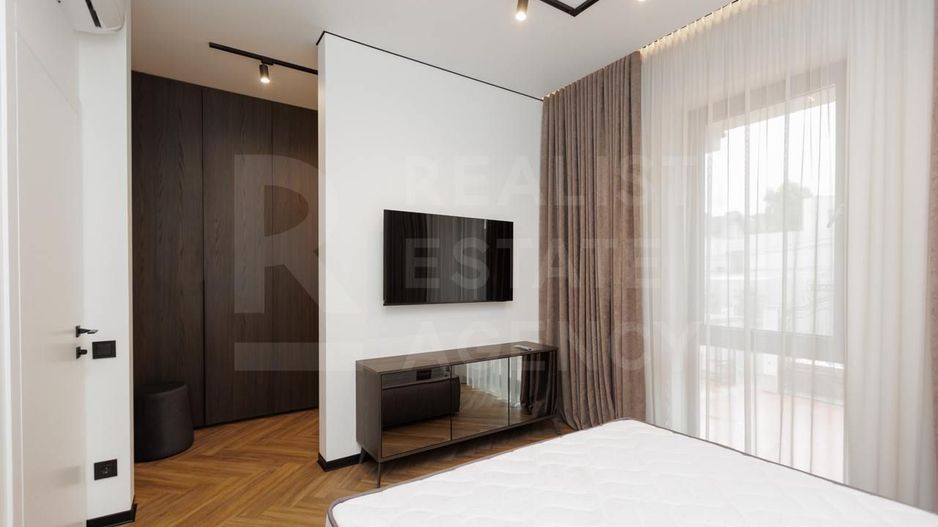 Chirie, apartament, 5 camere, str. Lacului, Centru - Poză 16