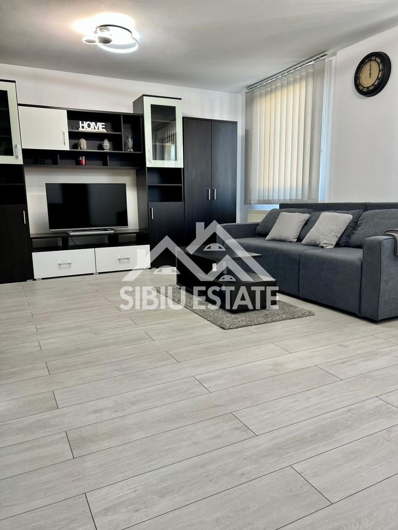 Aparatament 3 camere Zona V.Milea - mansarda - Poză 1