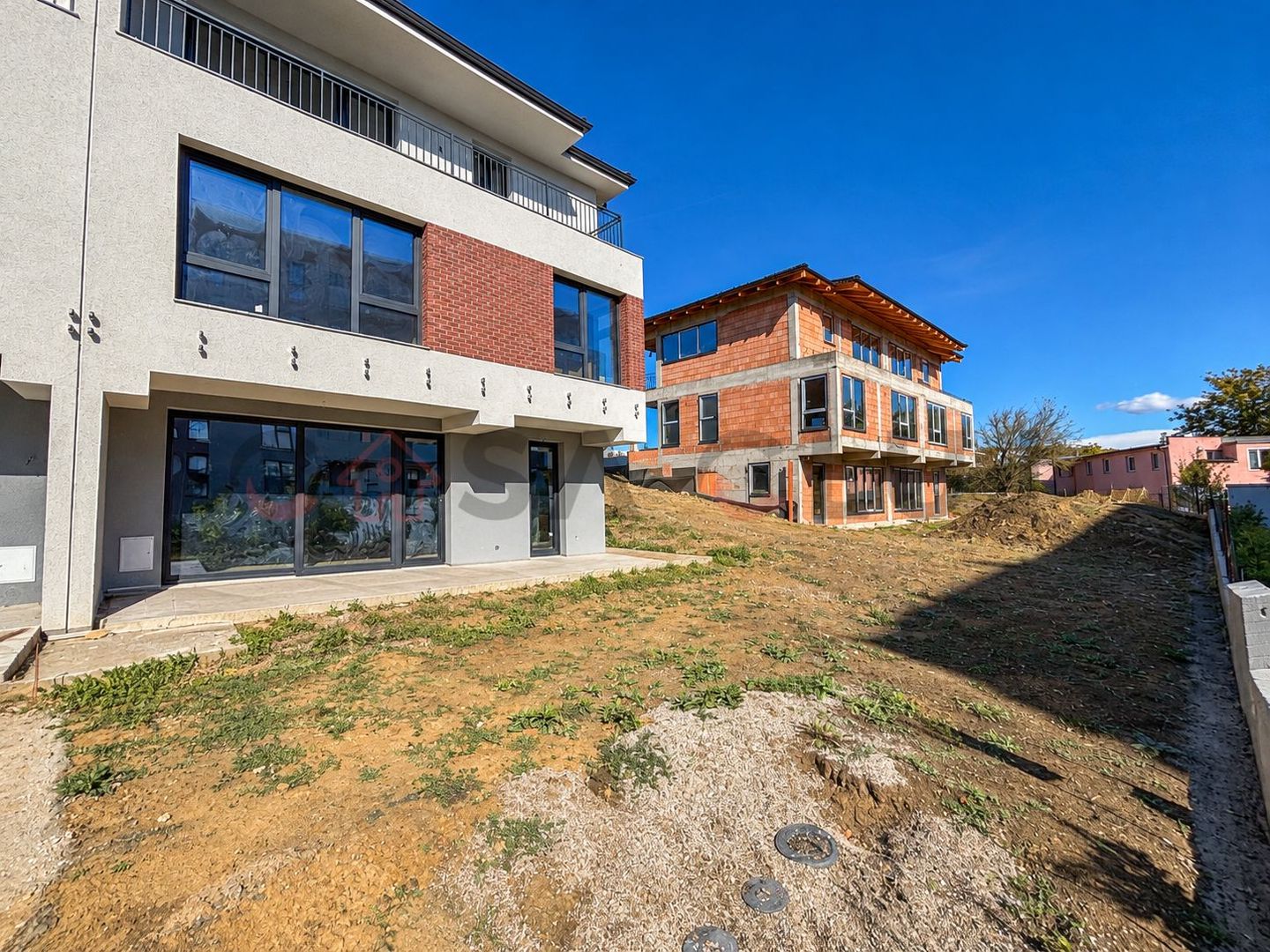 Duplex Semifinisat - Zona Revo Gym Iris - Poză 2