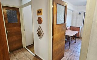 Apartament 2 camere Ultracentral, mobilat, utilat, decomandat - Poză 9