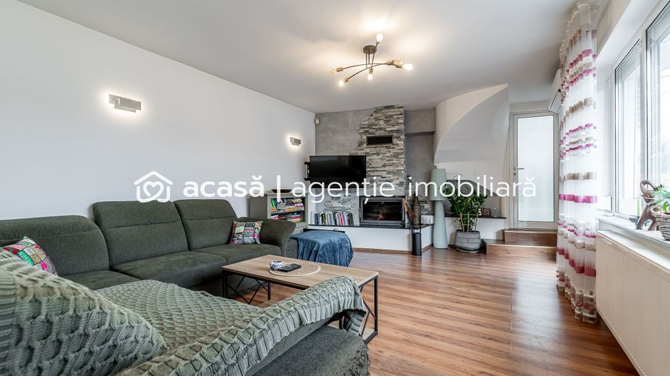 Casă cu 5 camere în Aradul Nou - locul unde linistea devine acasă - Poză 2