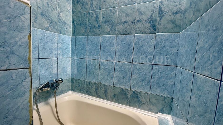 Garsoniera decomandata, etaj intermediar - Zona Tractorul, Coresi - Poză 9