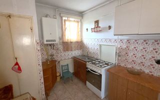 APARTAMENT 2 CAMERE ETAJ 4 ZONA ULTRACENTRALĂ CAMPULUNG - Poză 8