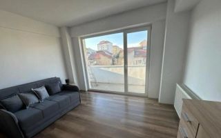 Garsoniera 37 mp balcon etaj 3 cu lift zona Mihai Viteazu - Poză 1