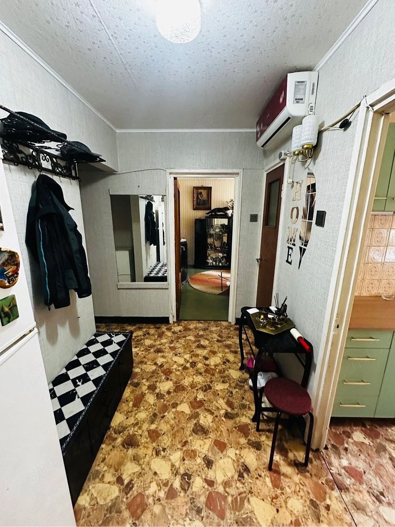 Apartament 3 camere, Bld. Brancoveanu. Decomandat. - Poză 6