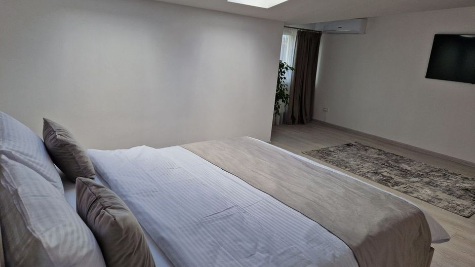 Vila P + 2 - 5 camere de vanzare - Poză 7