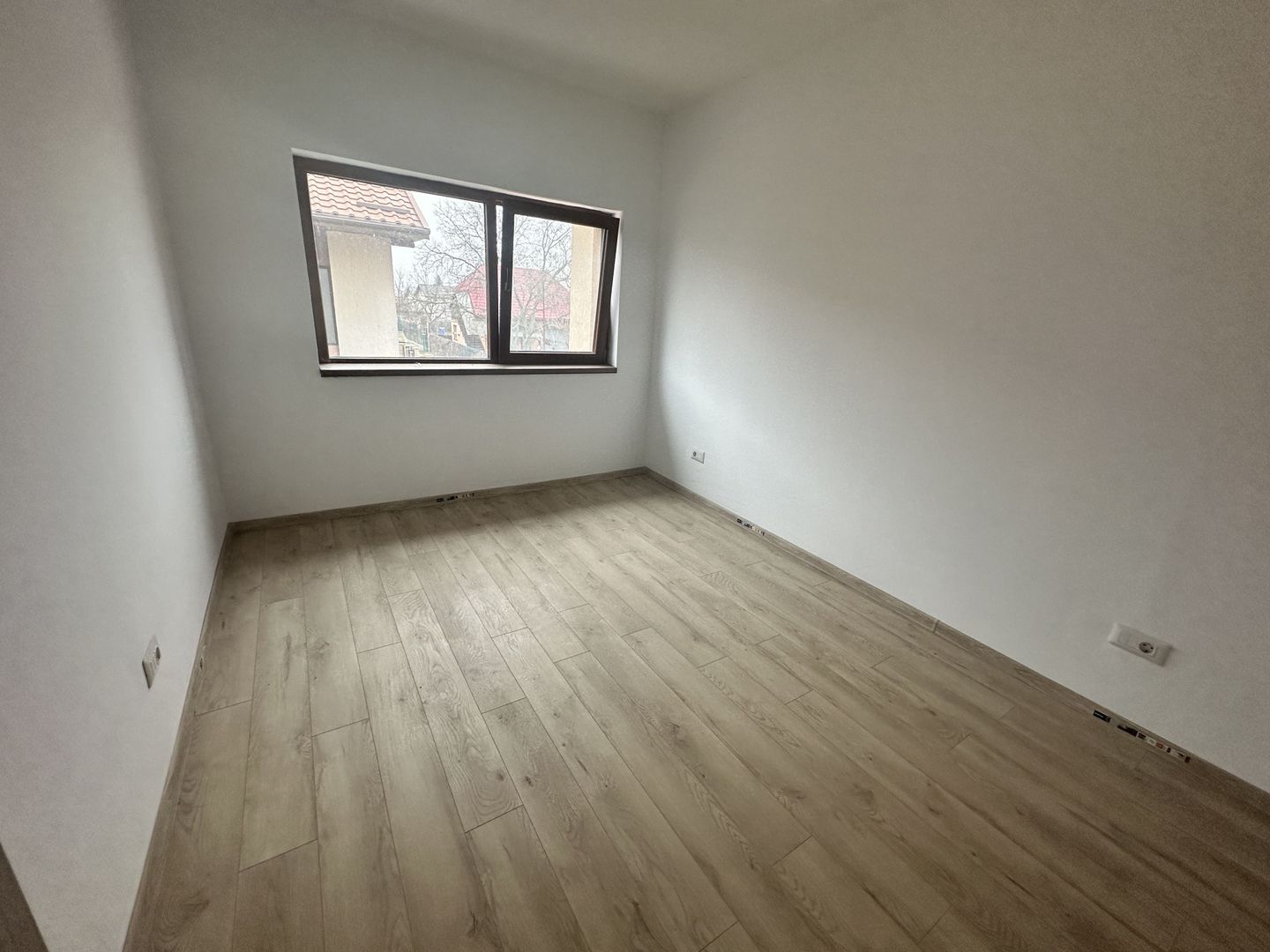 CASA INDIVIDUALA - BRAGADIRU 4 CAMERE, TOATE UTILITATILE, COMISION 0% - Poză 5