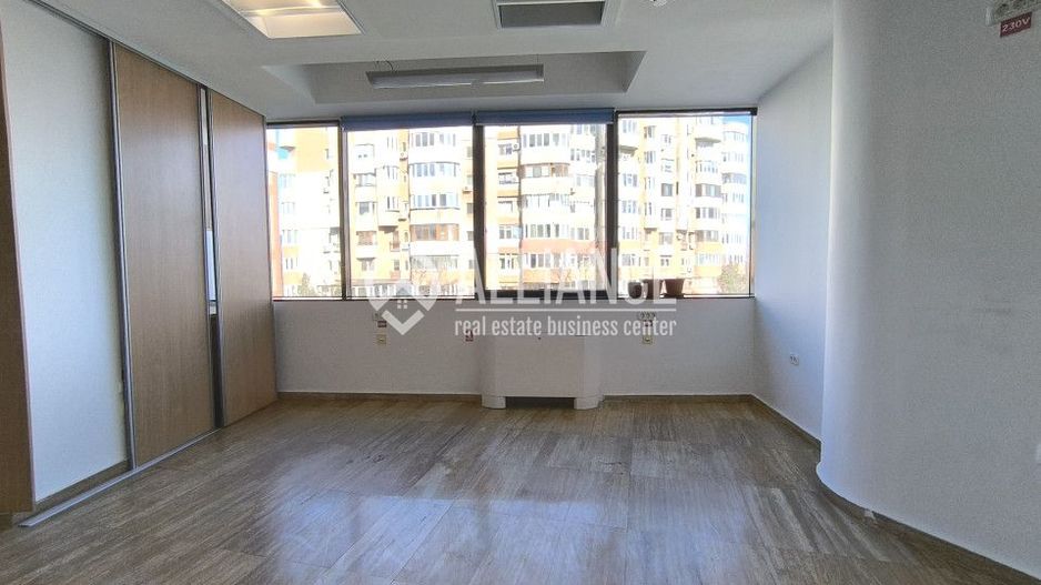 GARA BCR - Birouri de lux , cu utilitati incluse ! - Poză 8