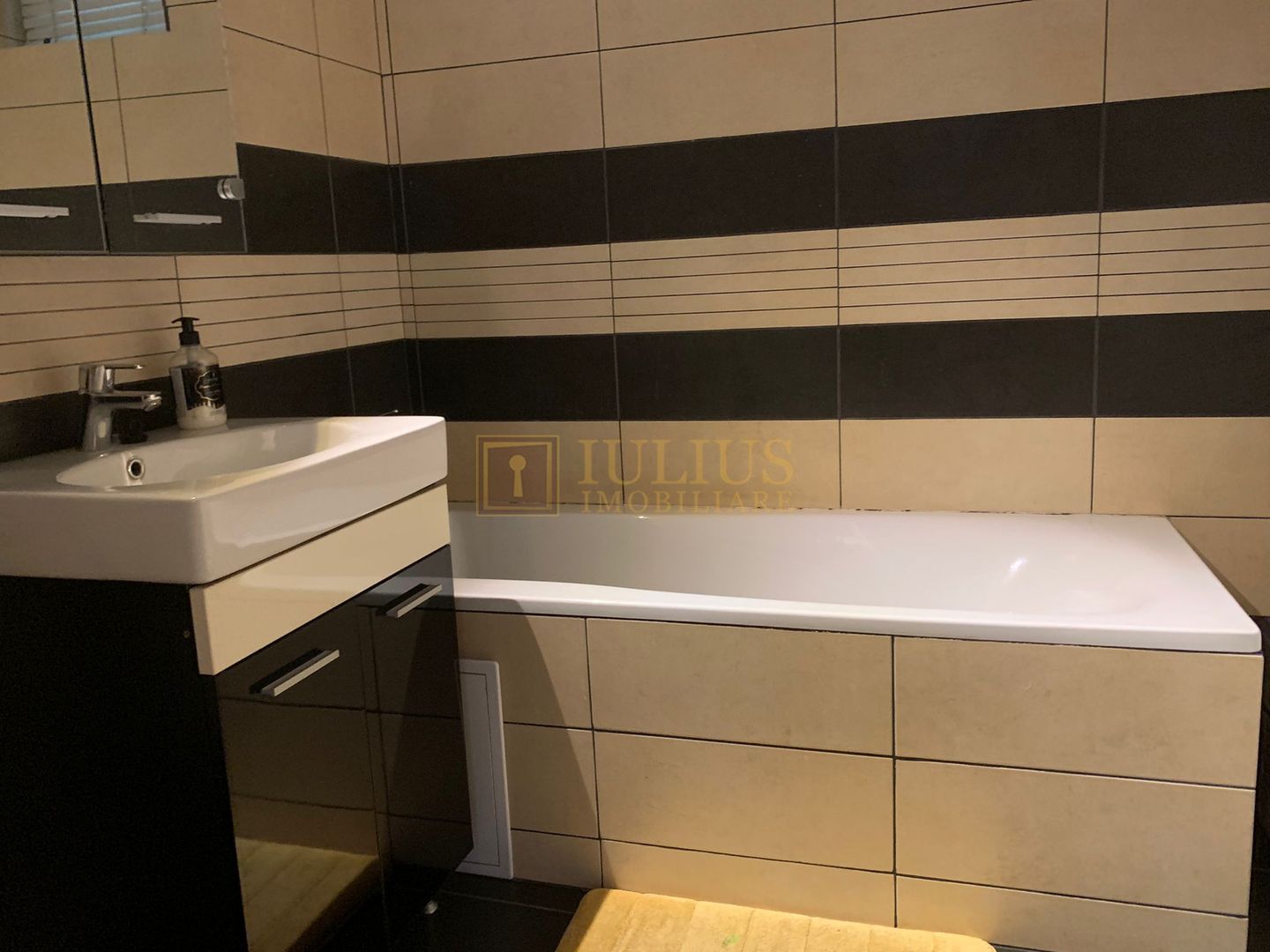 3 camere-2 dormitoare| Calea Circumavatiunii| apartament frumos! - Poză 8