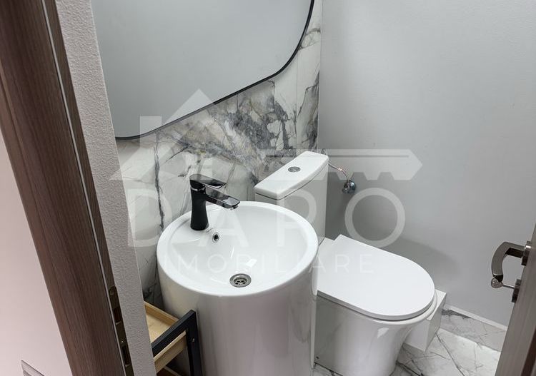 Apartament 3 camere -str. Papiu Ilarian - Poză 3