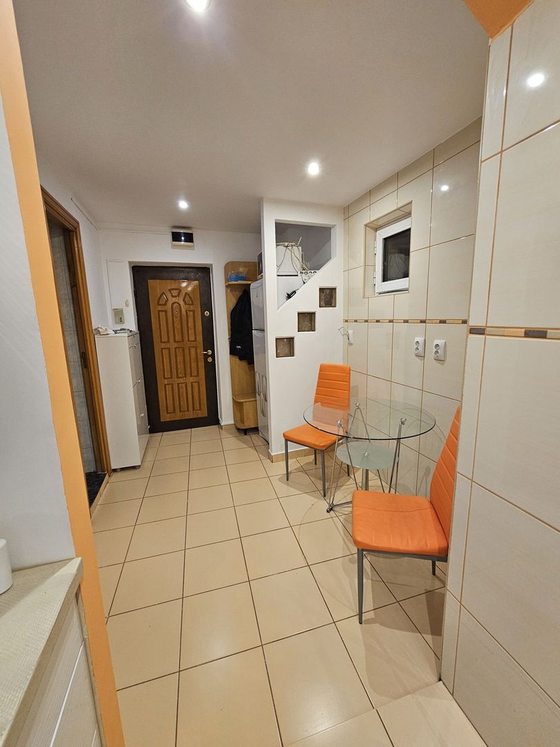 Închiriez garsonieră, Mall Vitan, modernă,  spațioasă + loc parcare - Poză 4