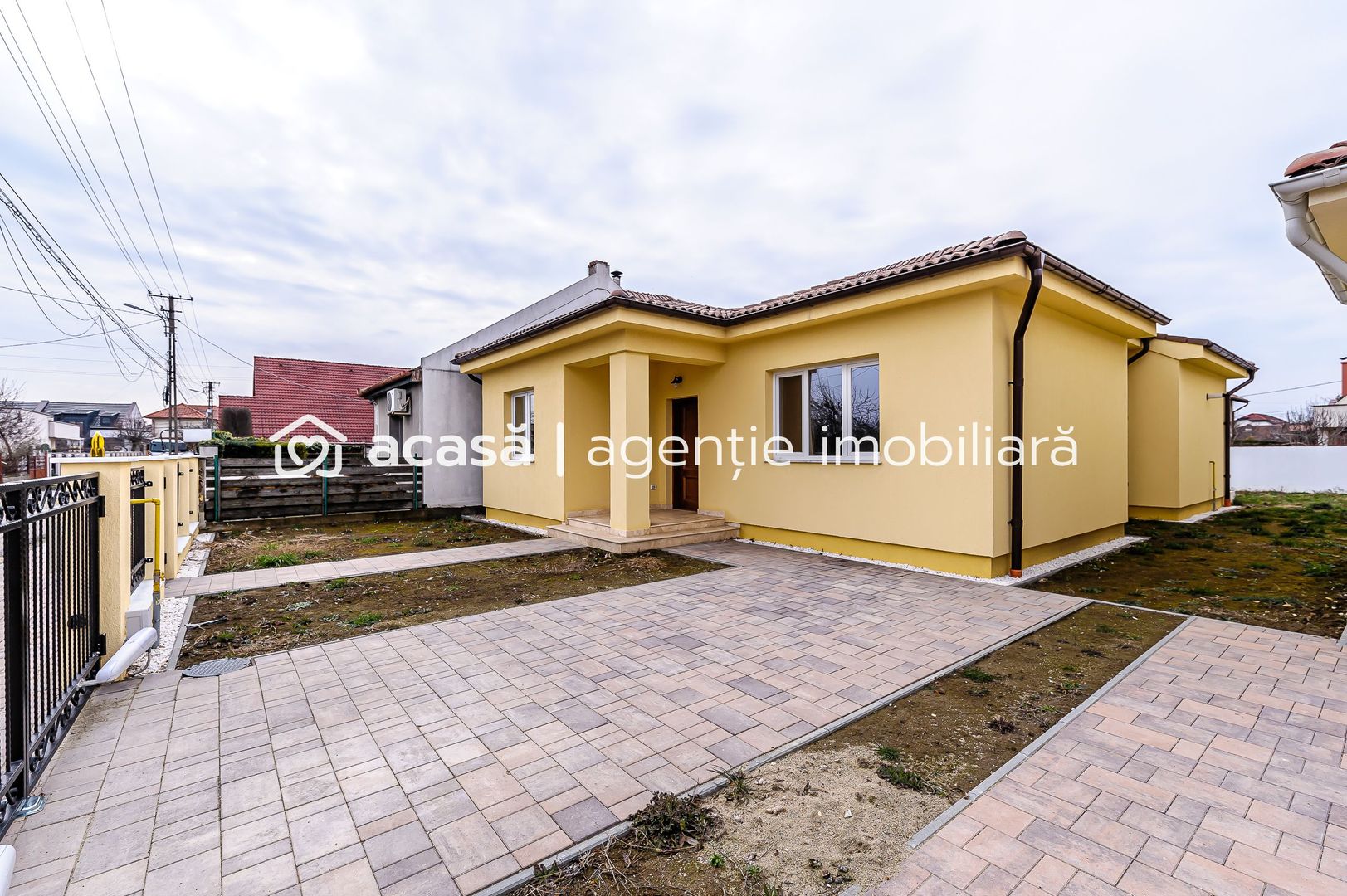 CASĂ NOUĂ TIP MEDITERANEAN, ZONA TABACOVICI - Poză 1