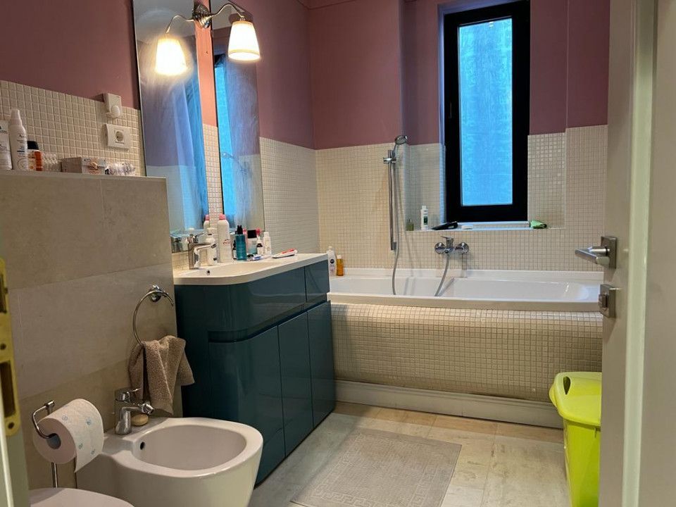 Vila P+1E+T in Faleza Nord / Consilieri - Poză 24